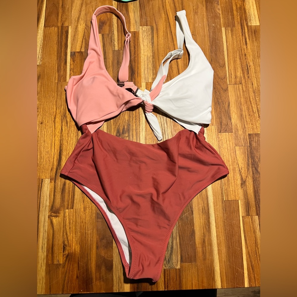 One piece bathing suit